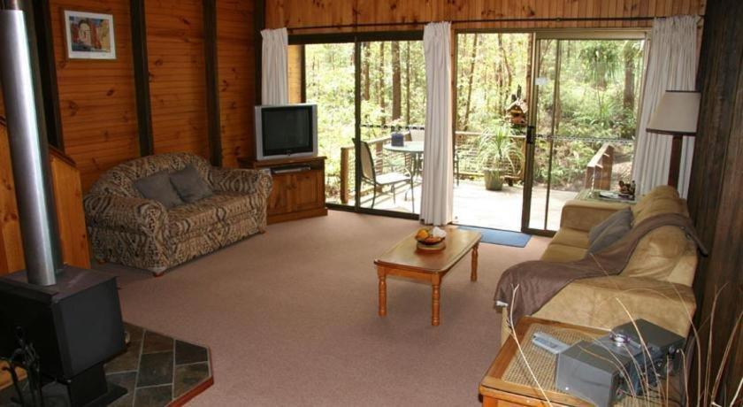 Springbrook Mountain Chalets Esterno foto